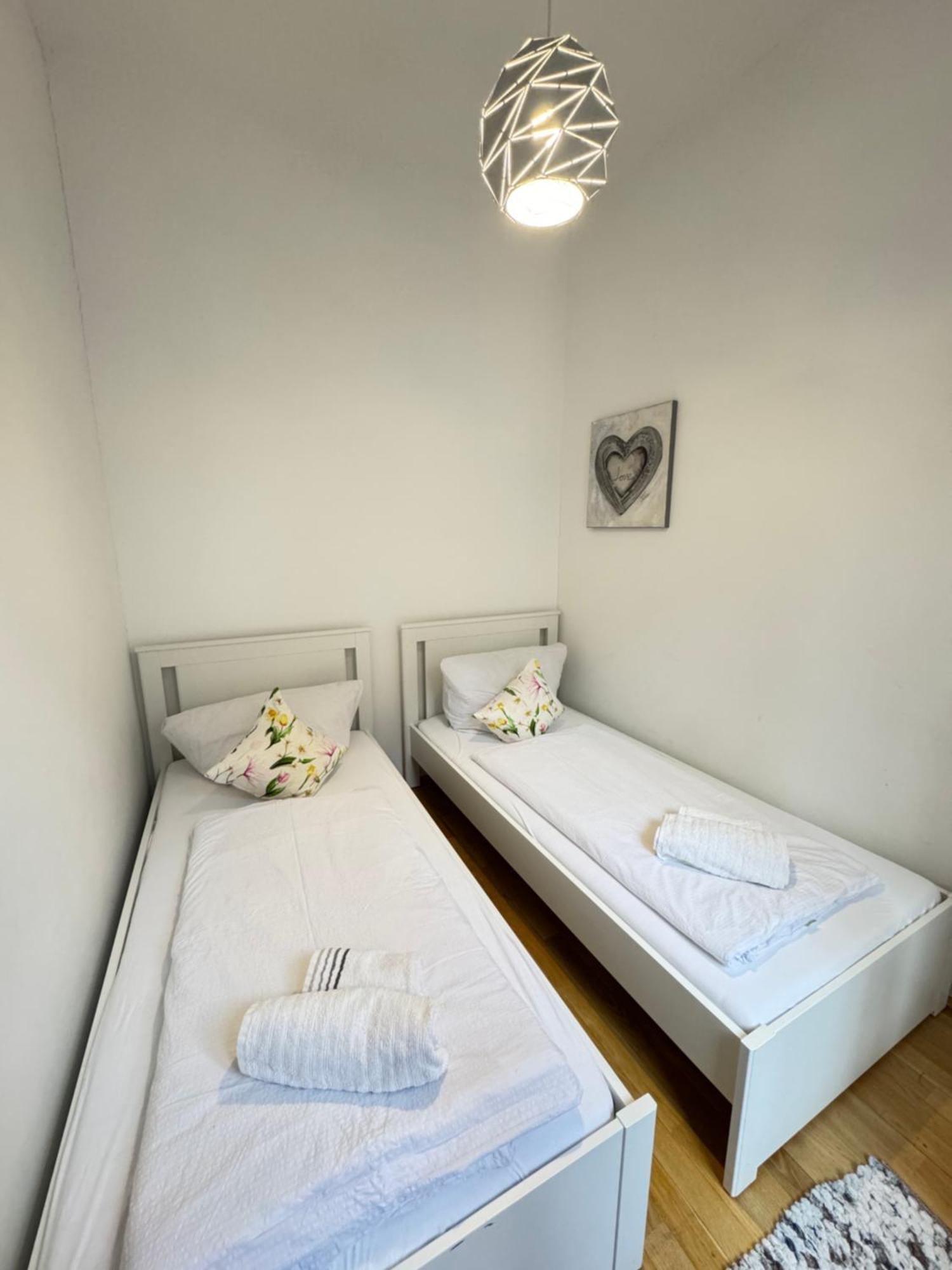 Charming Flat & Balcony Near Central Station L Bg5 Wien Exterior foto